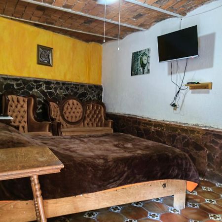 La Casa De Los Mangos Ajijic San Antonio Tlayacapan Екстер'єр фото